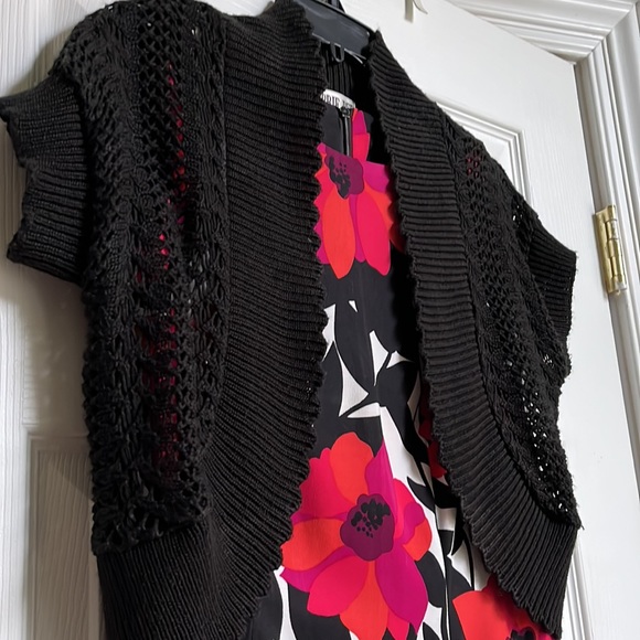 Fun spring dress by Alyx, size 6 - Picture 5 of 6